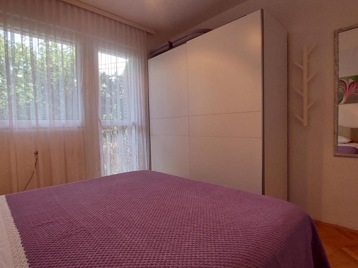 Apartment Emili มารีนา ภายนอก รูปภาพ